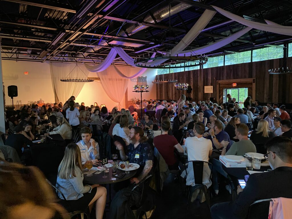 Southington_Pride_Dinner,_Drinks,_and_Drag!_at_Kinsmen_Brewing_Company_Showtime svg+xml;charset=utf